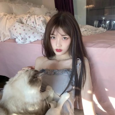 在角落，主教身边